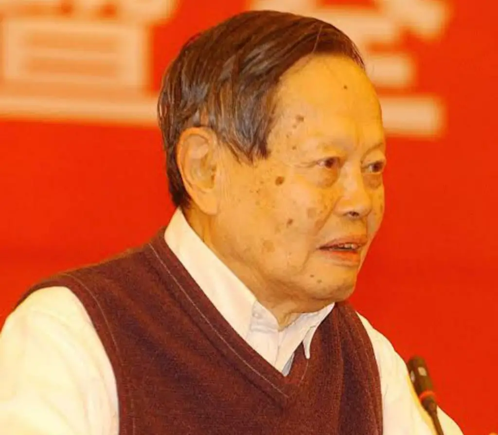 Famous Chinese Scientists : Credits: Encyclopedia Britannica