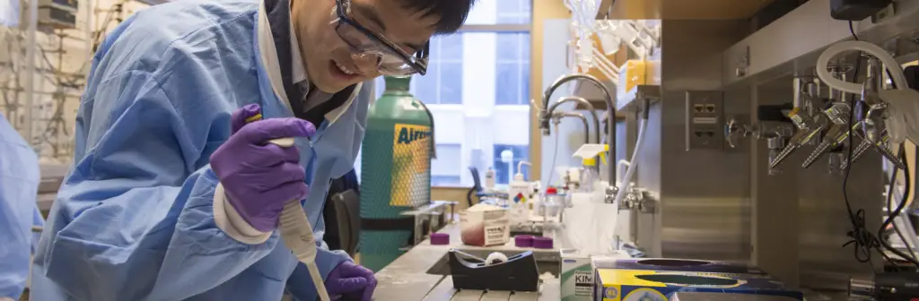 Best Chemistry Schools : Credits:UChicago Chemistry