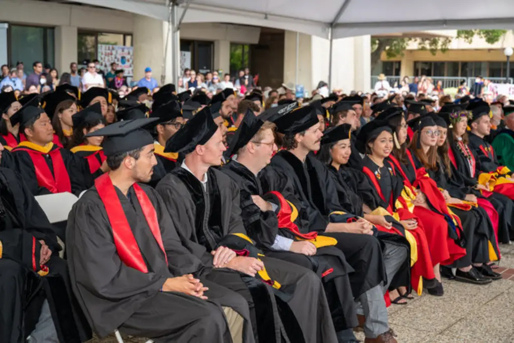 Best Schools For Environmental Science : Credits: Stanford University