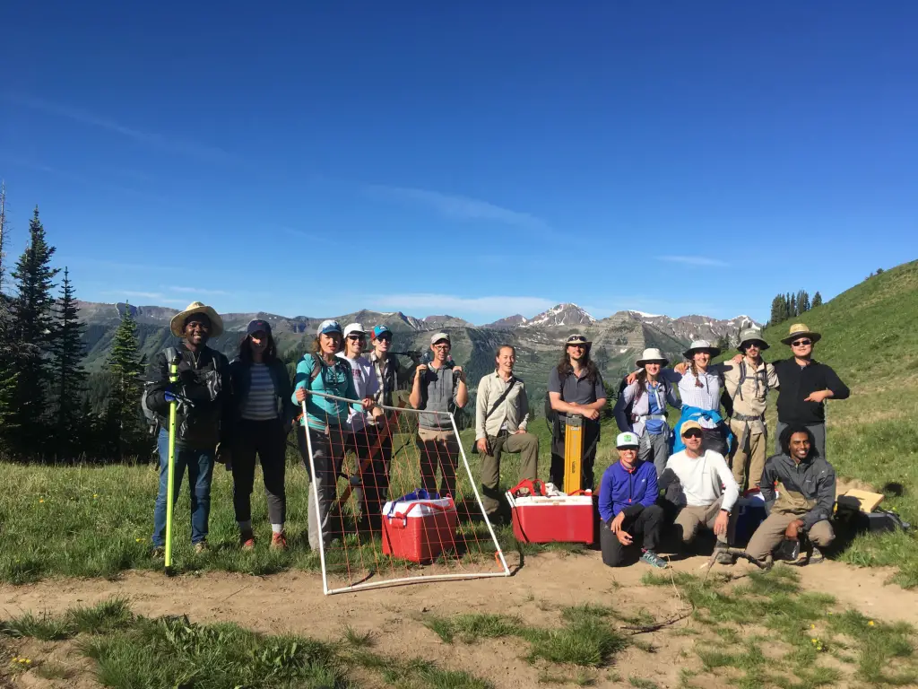 Best Schools For Geology : Credits: Stanford University