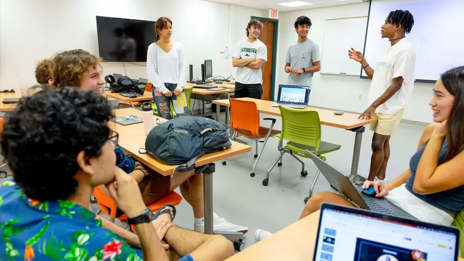 Best Information Technology Schools : Credits: University of Miami News