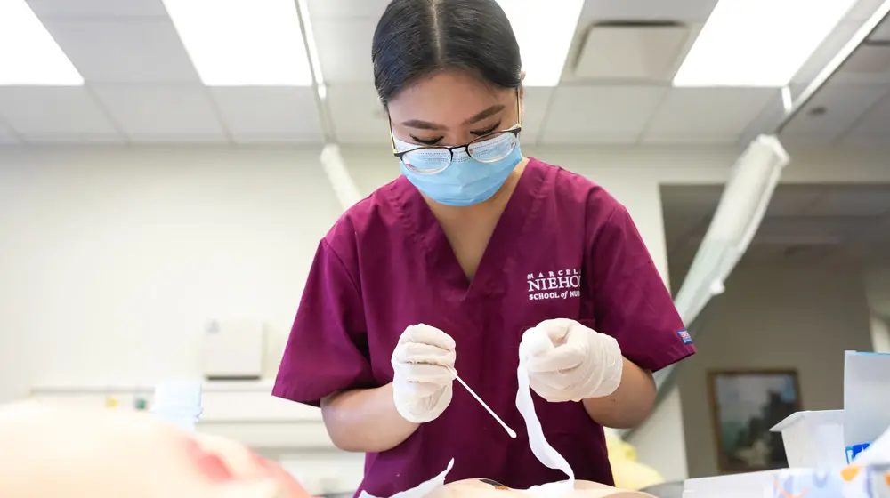 Best Nursing Schools : Credits: Loyola University Chicago