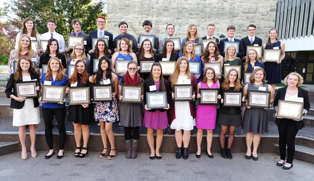 Best Veterinary Schools : Credits: Kansas State University