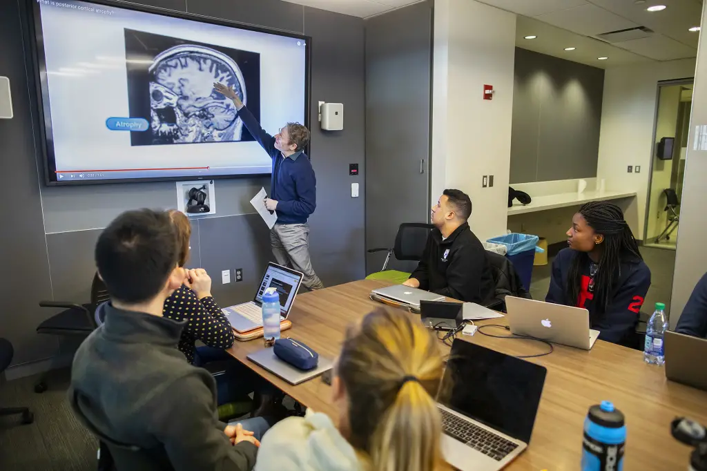 Best Schools For Neuroscience : Credits: Penn Today