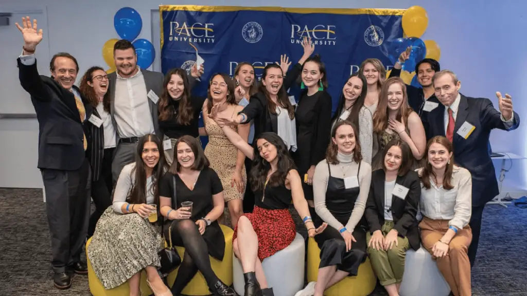 Best Digital Marketing Schools : Credits: Pace University