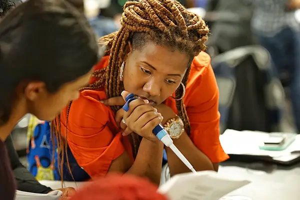 Best Schools For Forensic Science : Credits: Northwestern University