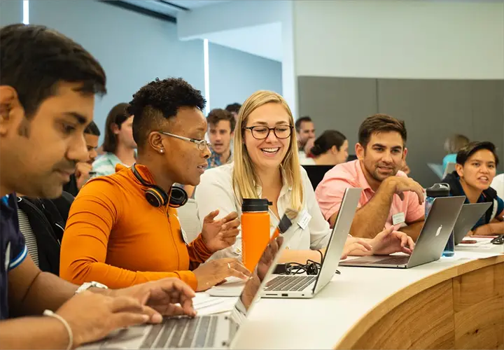 Best Schools For Business Management Studies : Credits: McCombs School of Business